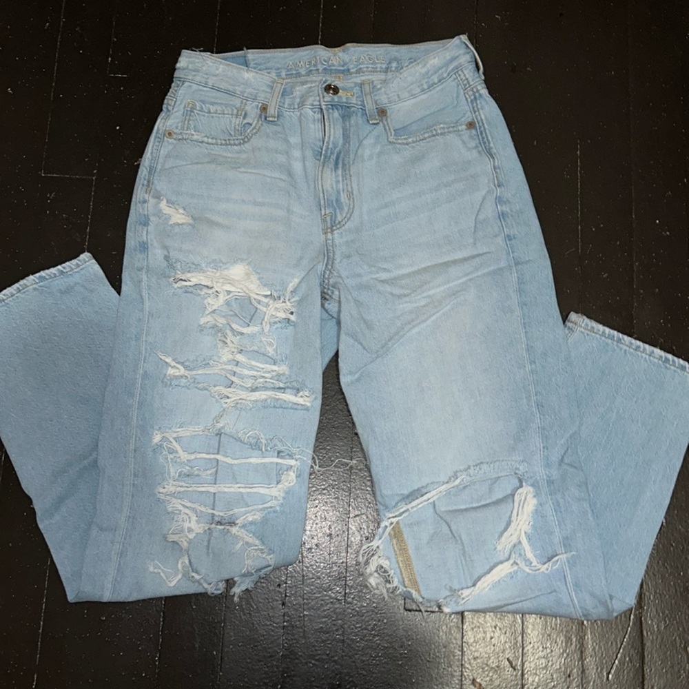 American Eagle mom jeans